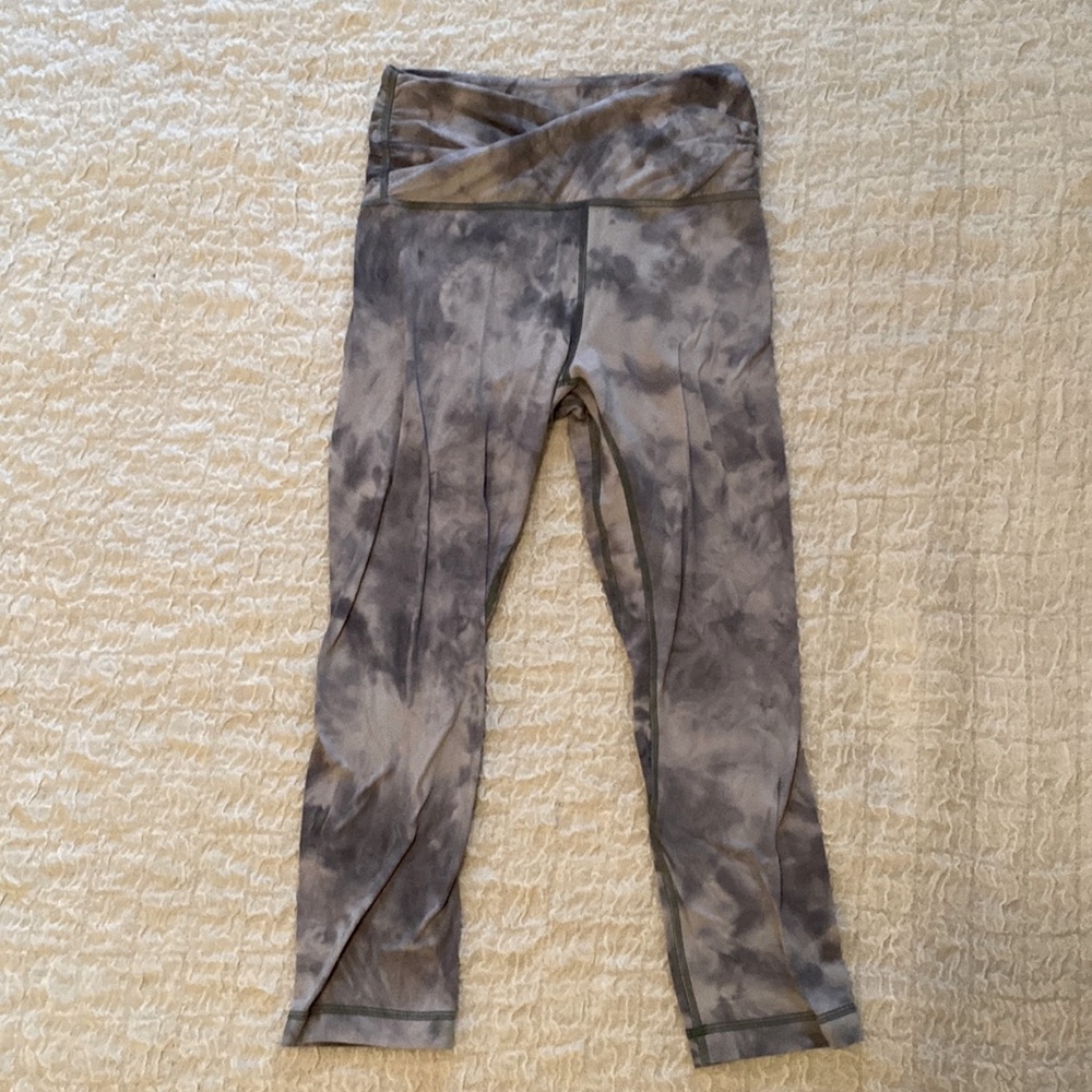 Lululemon Cropped Legging